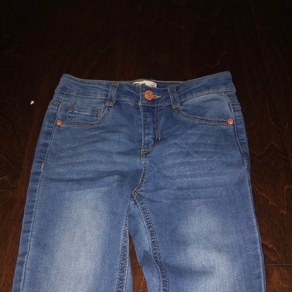 Jeans - Picture 2 of 3